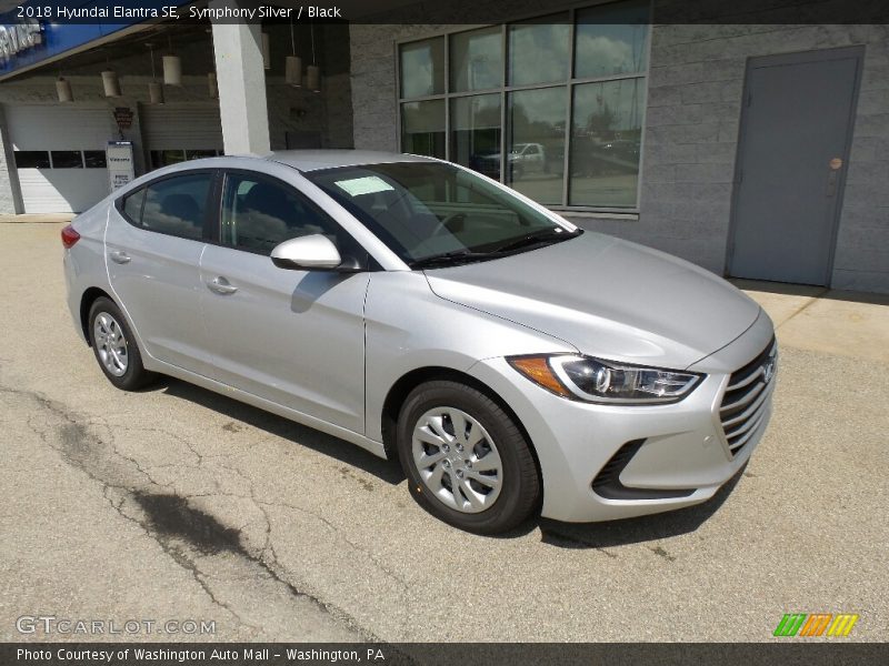 Symphony Silver / Black 2018 Hyundai Elantra SE