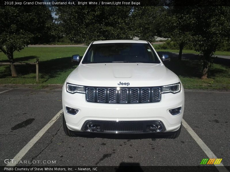 Bright White / Brown/Light Frost Beige 2018 Jeep Grand Cherokee Overland 4x4