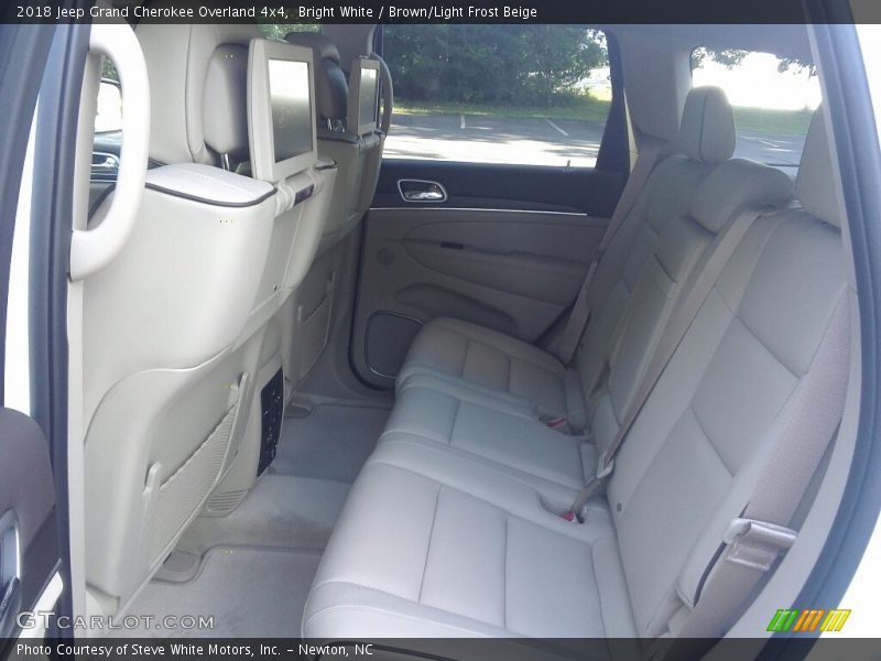 Bright White / Brown/Light Frost Beige 2018 Jeep Grand Cherokee Overland 4x4