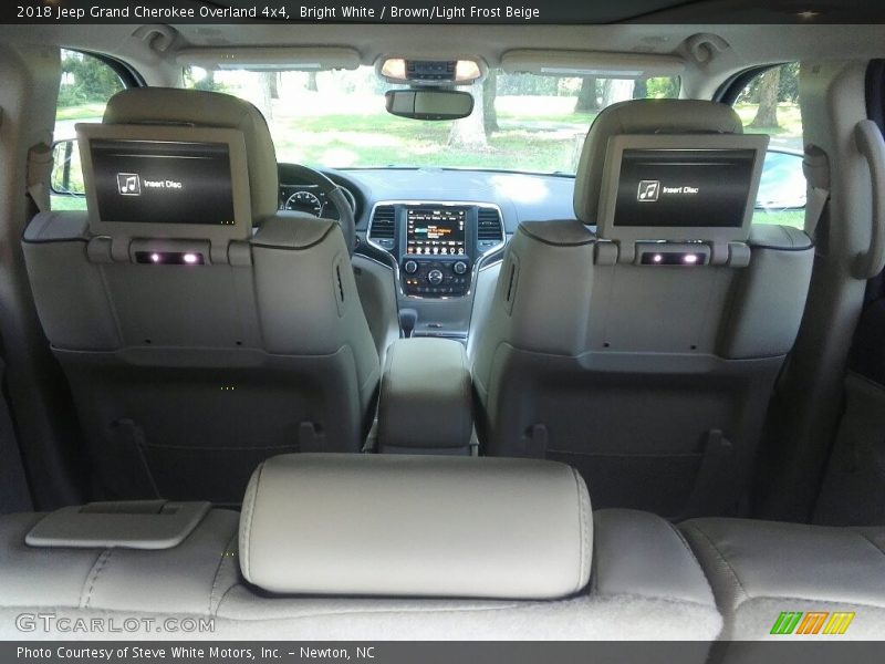 Bright White / Brown/Light Frost Beige 2018 Jeep Grand Cherokee Overland 4x4