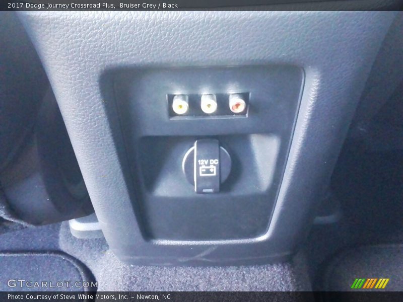 Bruiser Grey / Black 2017 Dodge Journey Crossroad Plus