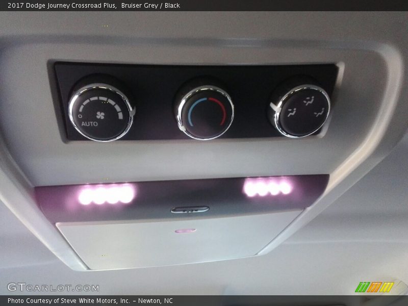Bruiser Grey / Black 2017 Dodge Journey Crossroad Plus
