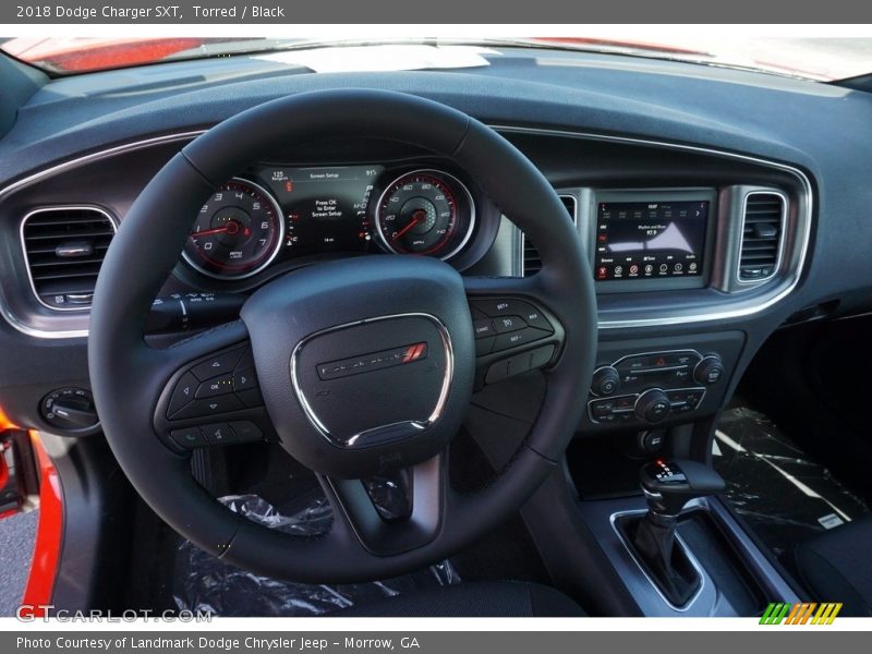 Torred / Black 2018 Dodge Charger SXT