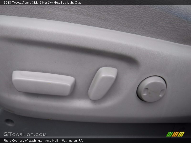 Silver Sky Metallic / Light Gray 2013 Toyota Sienna XLE