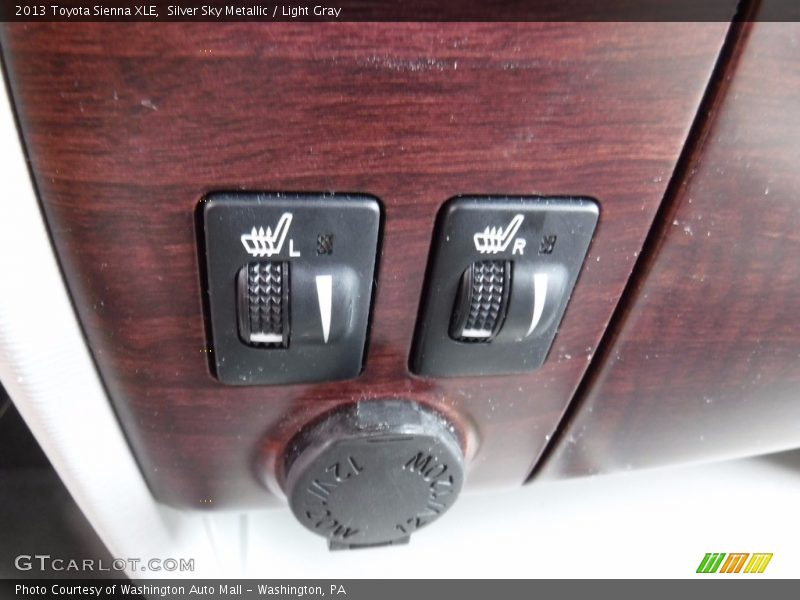 Silver Sky Metallic / Light Gray 2013 Toyota Sienna XLE