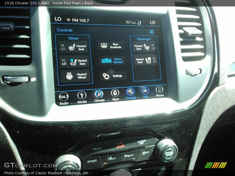Velvet Red Pearl / Black 2018 Chrysler 300 S AWD
