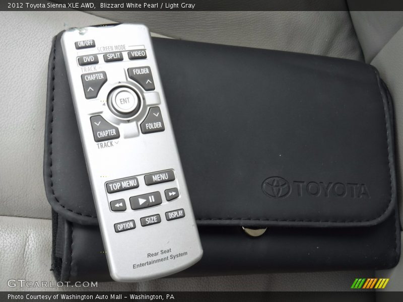 Blizzard White Pearl / Light Gray 2012 Toyota Sienna XLE AWD