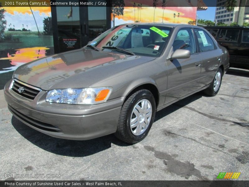 Cashmere Beige Metallic / Gray 2001 Toyota Camry LE