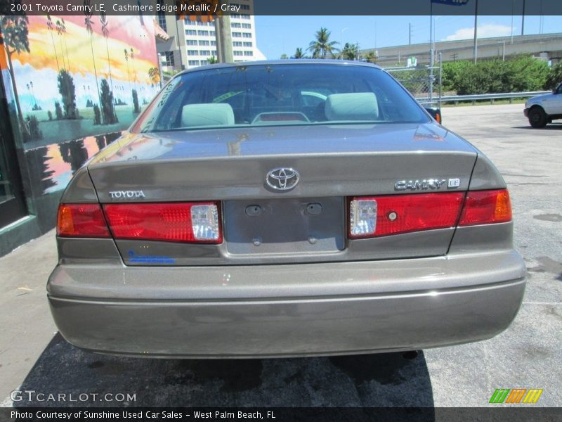 Cashmere Beige Metallic / Gray 2001 Toyota Camry LE