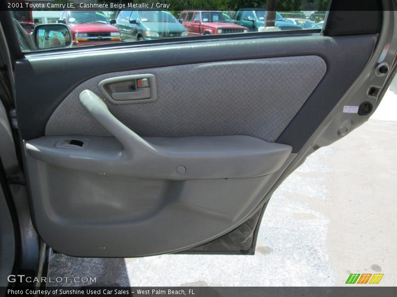 Cashmere Beige Metallic / Gray 2001 Toyota Camry LE