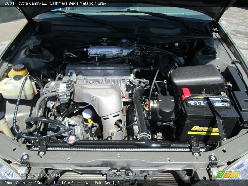 Cashmere Beige Metallic / Gray 2001 Toyota Camry LE