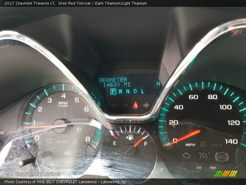 Siren Red Tintcoat / Dark Titanium/Light Titanium 2017 Chevrolet Traverse LT