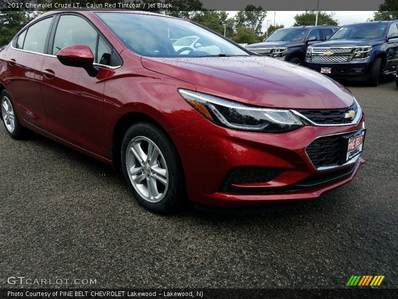 Cajun Red Tintcoat / Jet Black 2017 Chevrolet Cruze LT