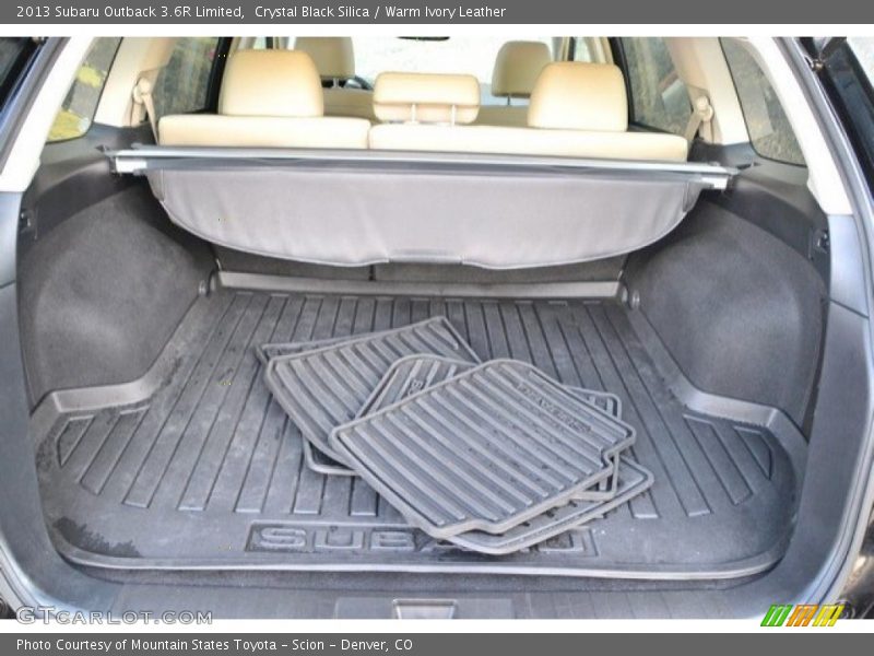 Crystal Black Silica / Warm Ivory Leather 2013 Subaru Outback 3.6R Limited