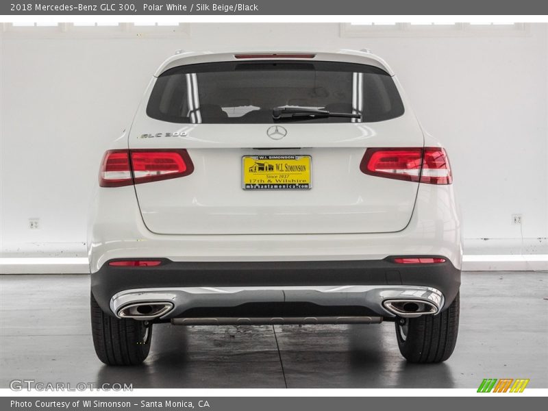 Polar White / Silk Beige/Black 2018 Mercedes-Benz GLC 300