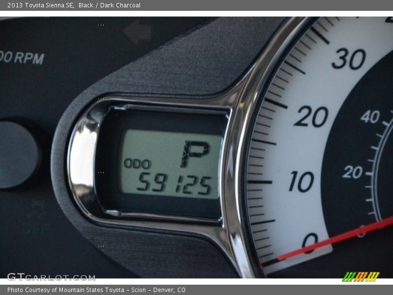 Black / Dark Charcoal 2013 Toyota Sienna SE