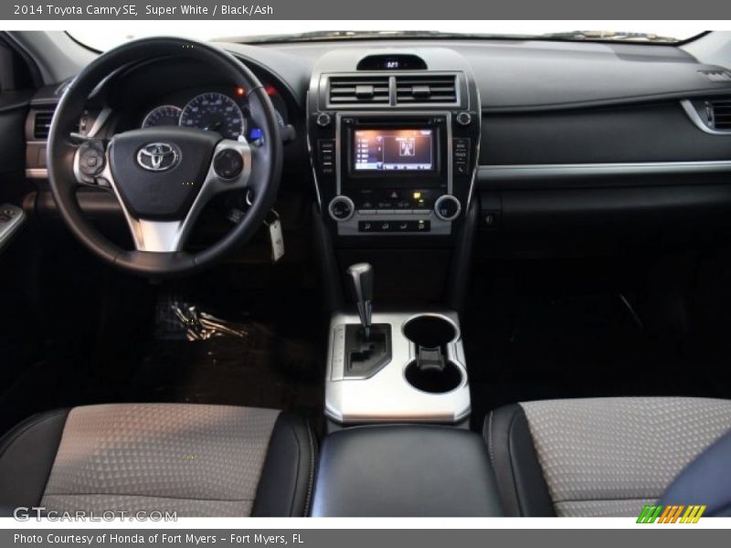 Super White / Black/Ash 2014 Toyota Camry SE