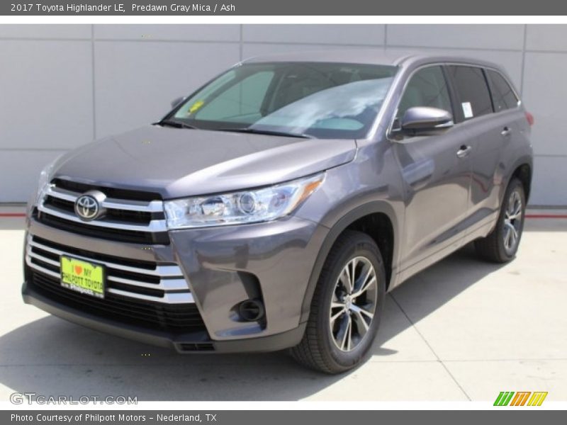Predawn Gray Mica / Ash 2017 Toyota Highlander LE