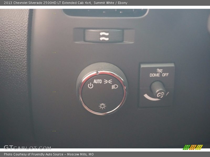 Summit White / Ebony 2013 Chevrolet Silverado 2500HD LT Extended Cab 4x4