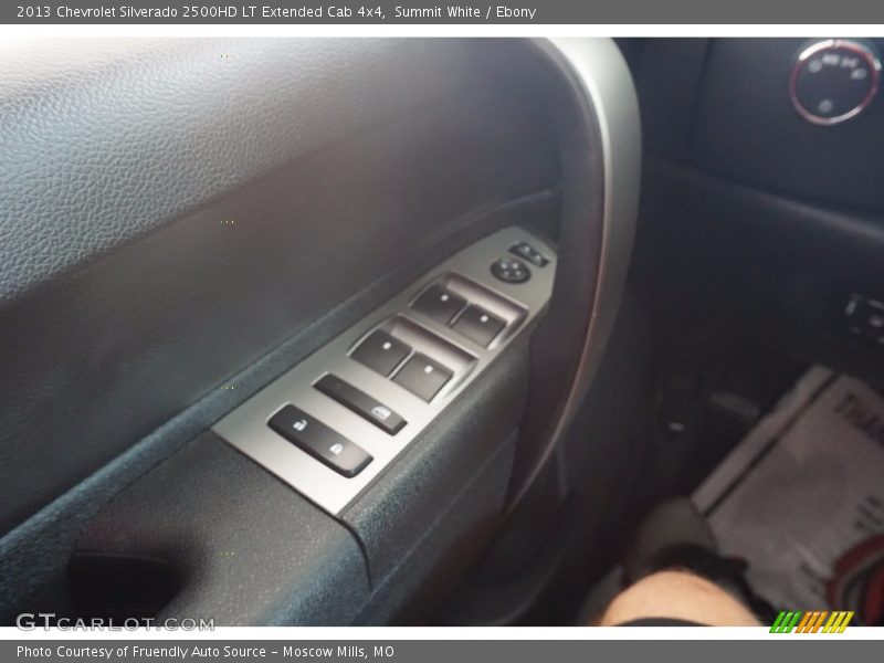 Summit White / Ebony 2013 Chevrolet Silverado 2500HD LT Extended Cab 4x4