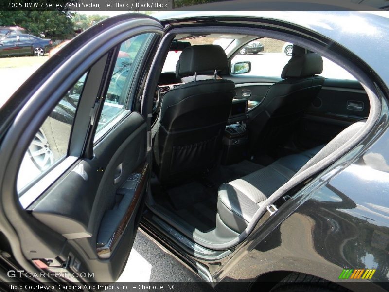 Jet Black / Black/Black 2005 BMW 7 Series 745Li Sedan