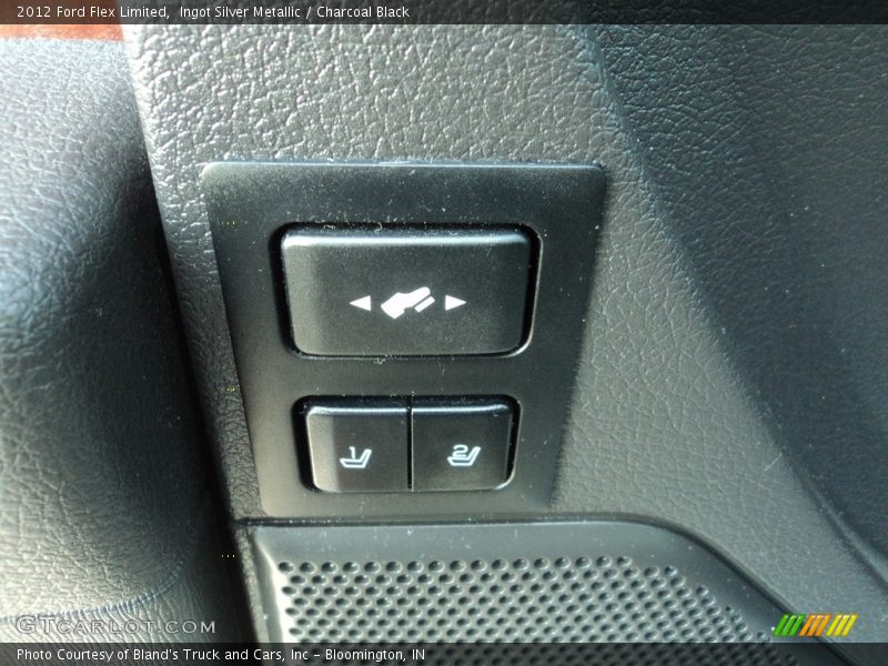 Ingot Silver Metallic / Charcoal Black 2012 Ford Flex Limited