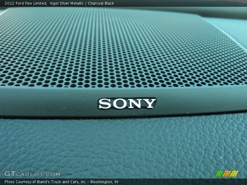 Ingot Silver Metallic / Charcoal Black 2012 Ford Flex Limited