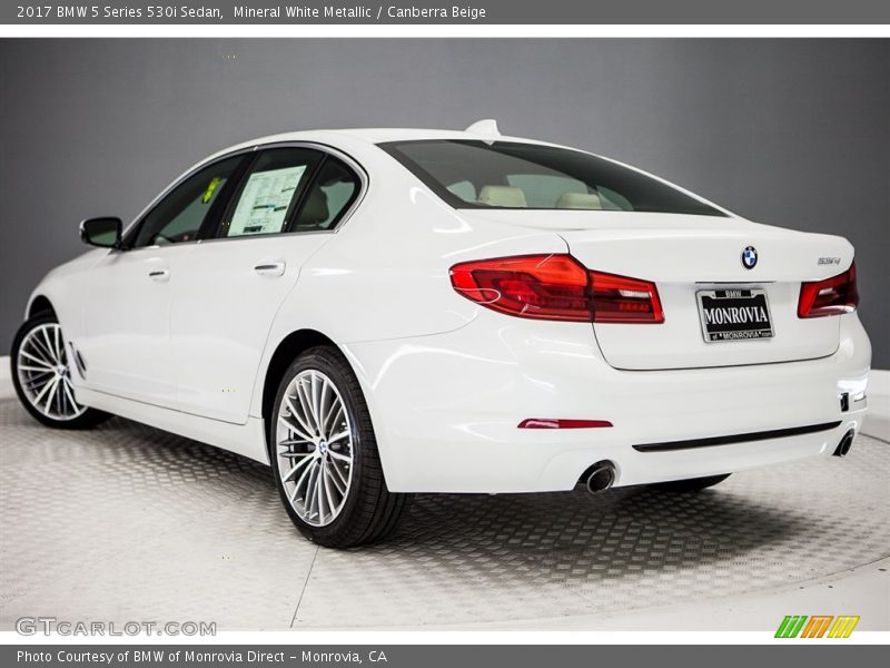 Mineral White Metallic / Canberra Beige 2017 BMW 5 Series 530i Sedan
