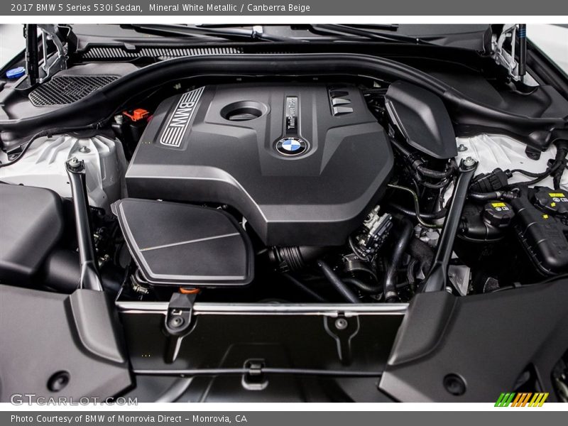 Mineral White Metallic / Canberra Beige 2017 BMW 5 Series 530i Sedan