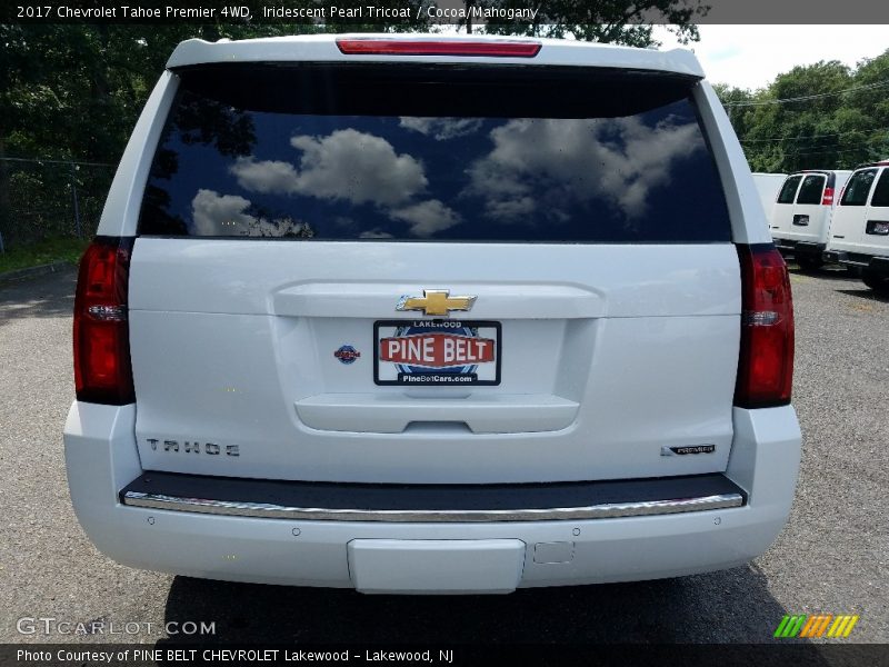 Iridescent Pearl Tricoat / Cocoa/Mahogany 2017 Chevrolet Tahoe Premier 4WD