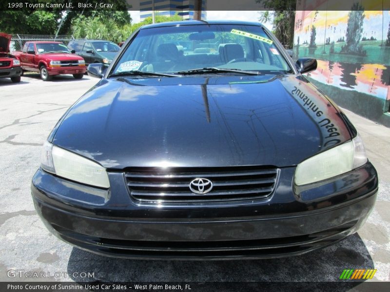 Black / Gray 1998 Toyota Camry LE
