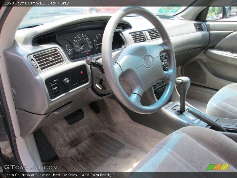 Black / Gray 1998 Toyota Camry LE