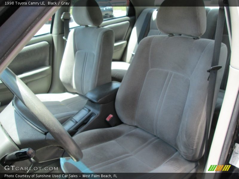 Black / Gray 1998 Toyota Camry LE