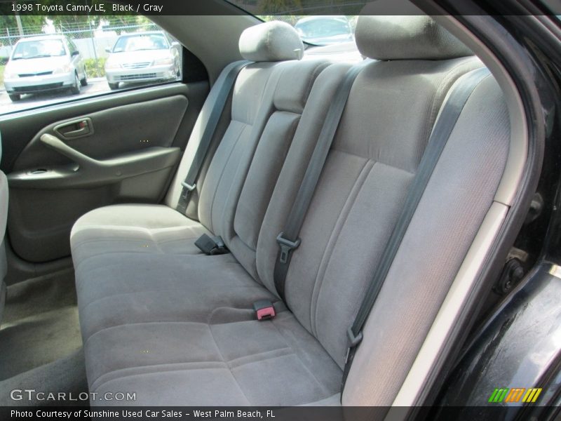Black / Gray 1998 Toyota Camry LE