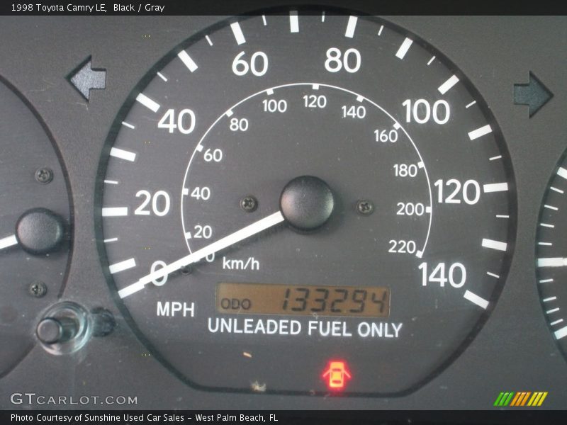 Black / Gray 1998 Toyota Camry LE