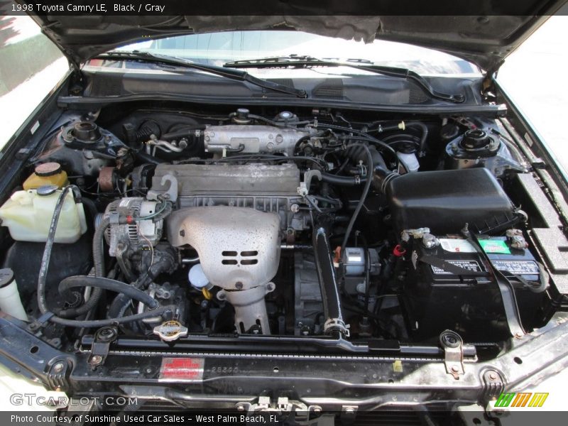 Black / Gray 1998 Toyota Camry LE