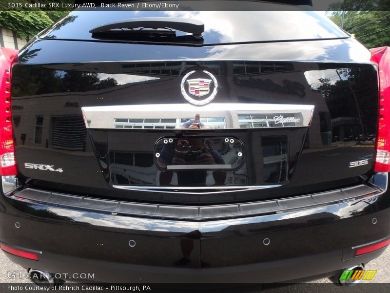 Black Raven / Ebony/Ebony 2015 Cadillac SRX Luxury AWD