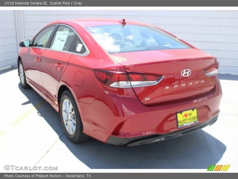 Scarlet Red / Gray 2018 Hyundai Sonata SE