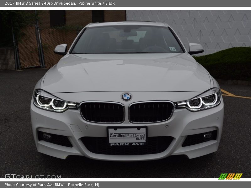 Alpine White / Black 2017 BMW 3 Series 340i xDrive Sedan