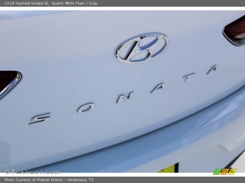 Quartz White Pearl / Gray 2018 Hyundai Sonata SE