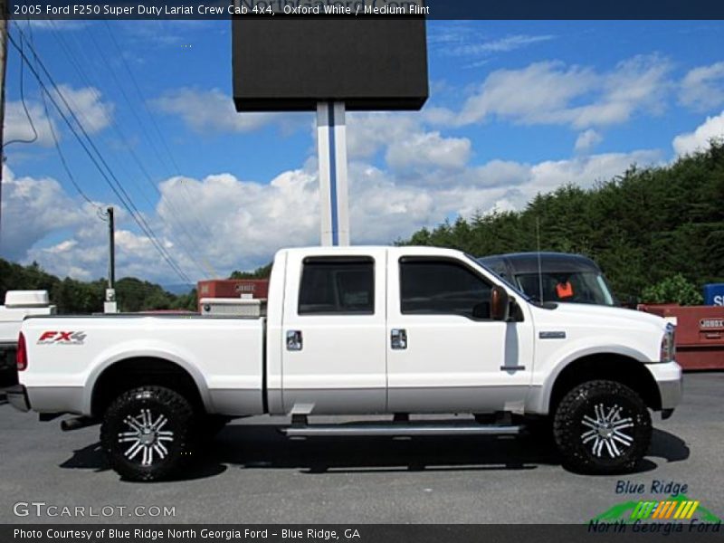 Oxford White / Medium Flint 2005 Ford F250 Super Duty Lariat Crew Cab 4x4
