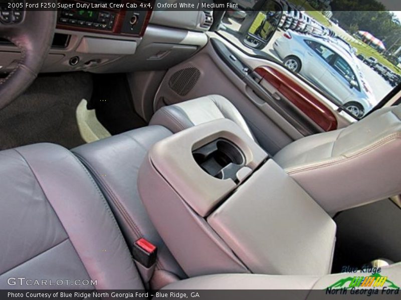 Oxford White / Medium Flint 2005 Ford F250 Super Duty Lariat Crew Cab 4x4