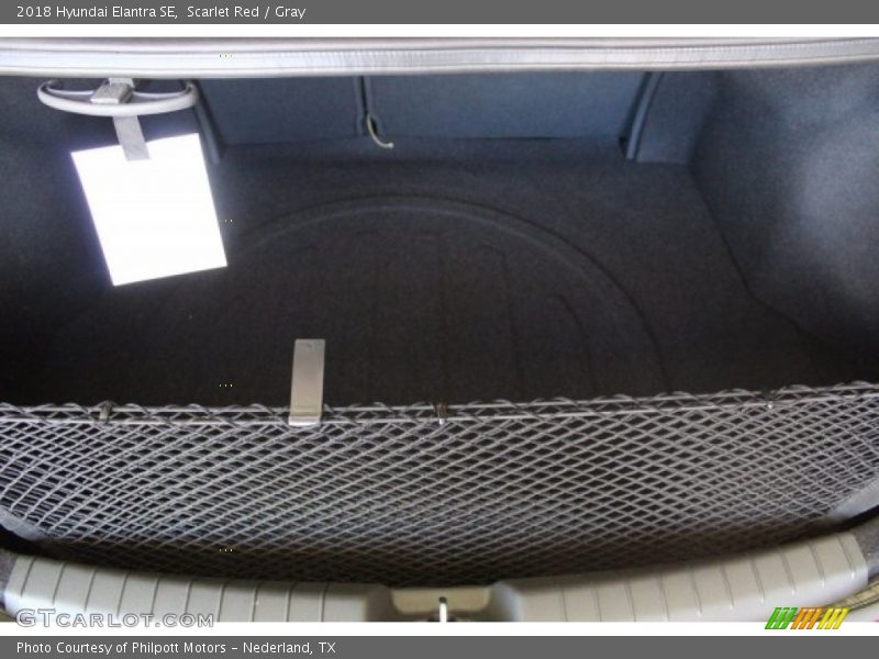 Scarlet Red / Gray 2018 Hyundai Elantra SE