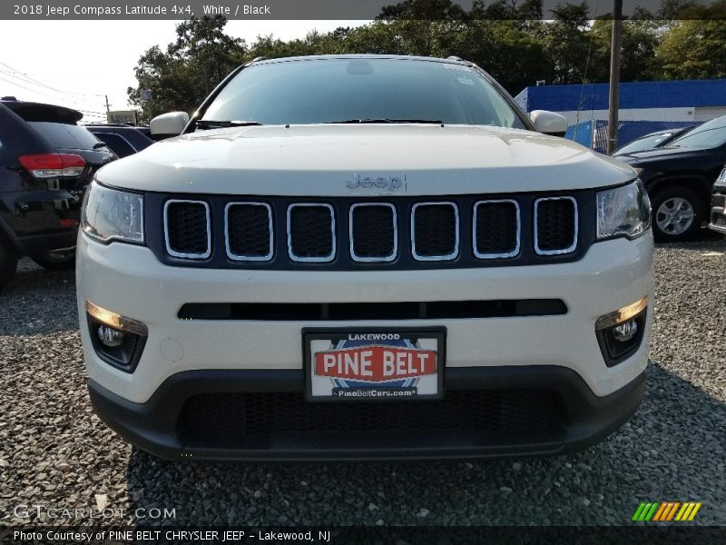 White / Black 2018 Jeep Compass Latitude 4x4