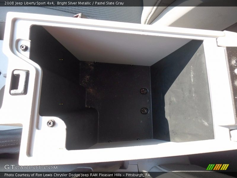 Bright Silver Metallic / Pastel Slate Gray 2008 Jeep Liberty Sport 4x4