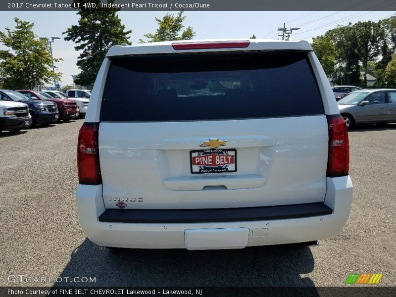 Iridescent Pearl Tricoat / Cocoa/Dune 2017 Chevrolet Tahoe LT 4WD
