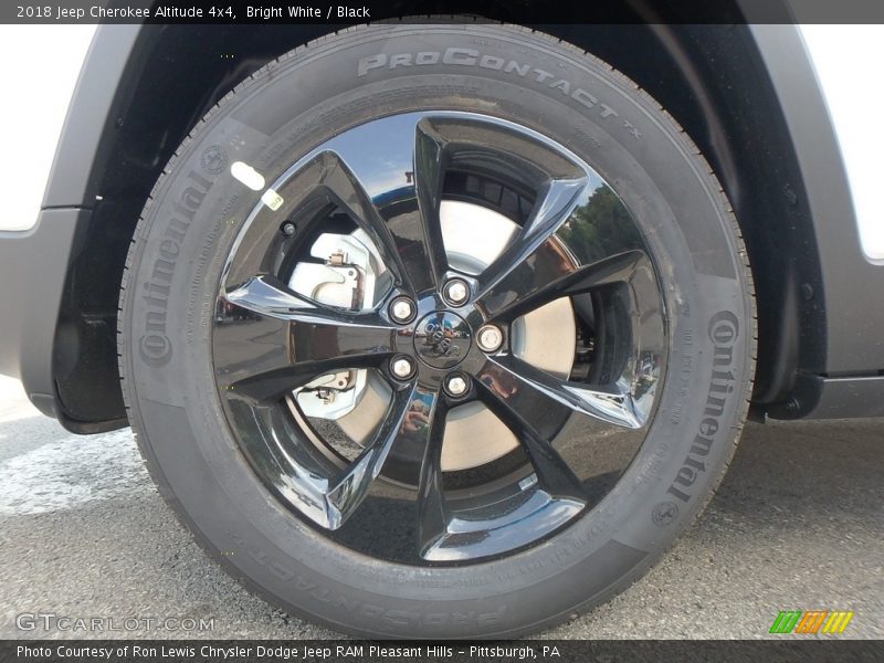 Bright White / Black 2018 Jeep Cherokee Altitude 4x4
