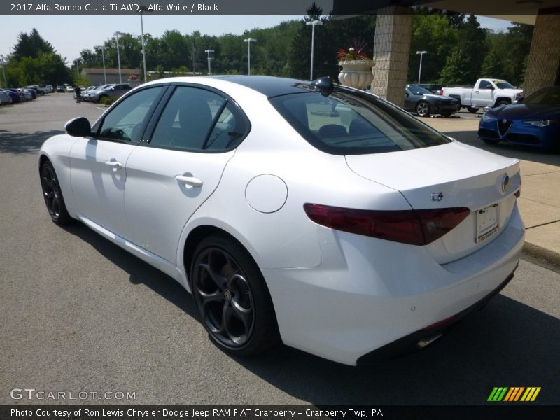 Alfa White / Black 2017 Alfa Romeo Giulia Ti AWD