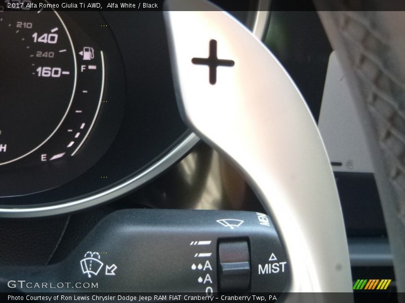 Alfa White / Black 2017 Alfa Romeo Giulia Ti AWD