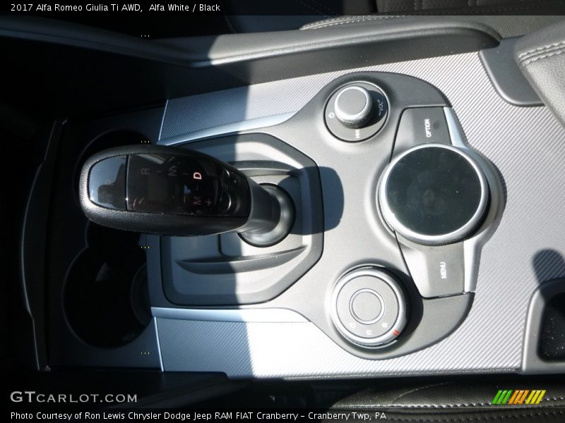 Alfa White / Black 2017 Alfa Romeo Giulia Ti AWD